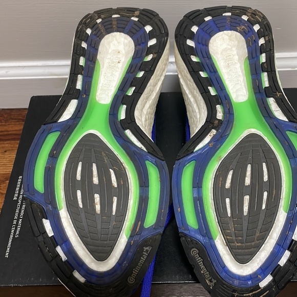 Adidas Ultraboost 21 size 9.5 - Picture 6 of 6